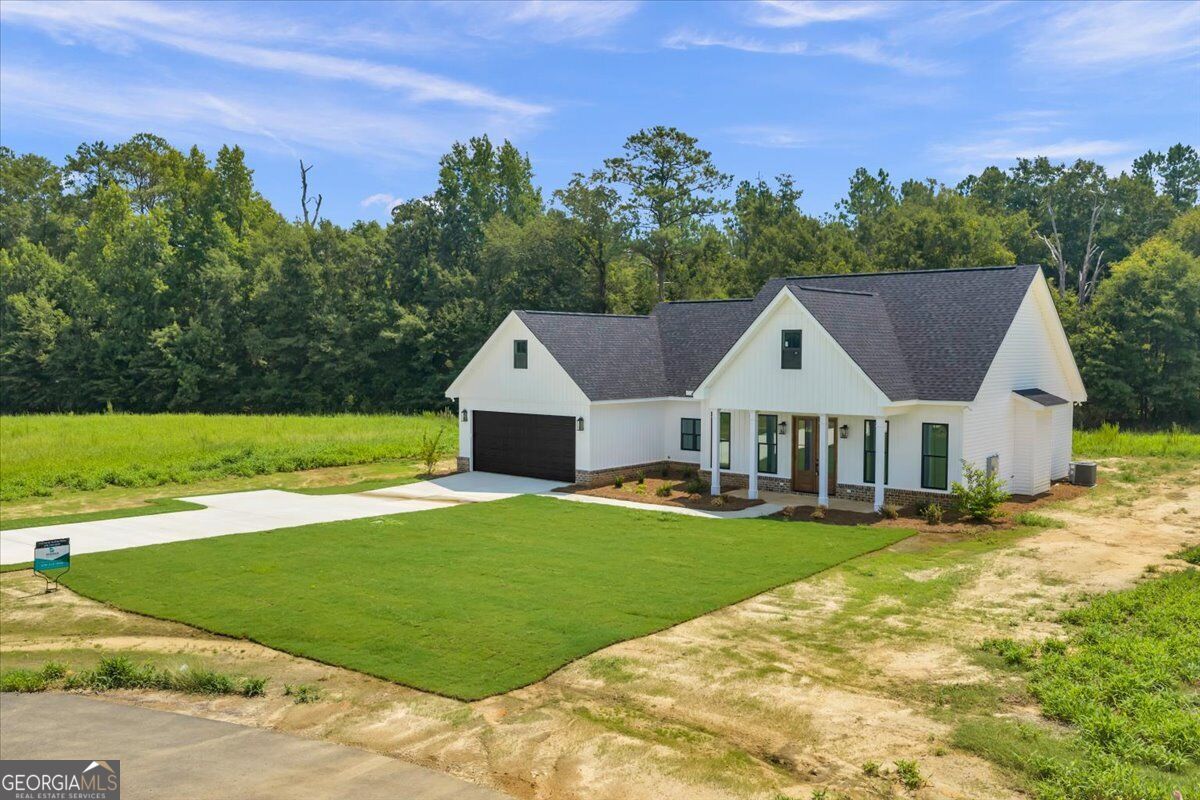 624 Ellie Circle Property Photo 6