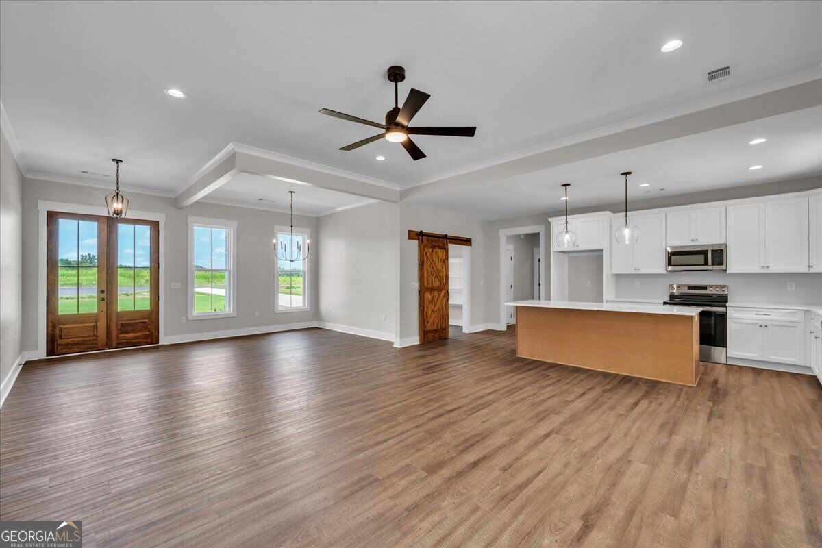 624 Ellie Circle Property Photo 16