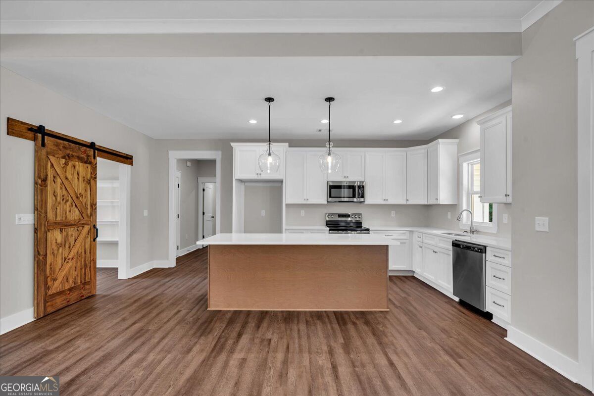 624 Ellie Circle Property Photo 17