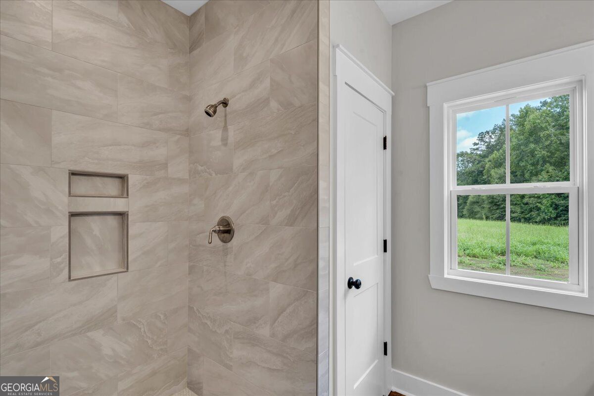 624 Ellie Circle Property Photo 33