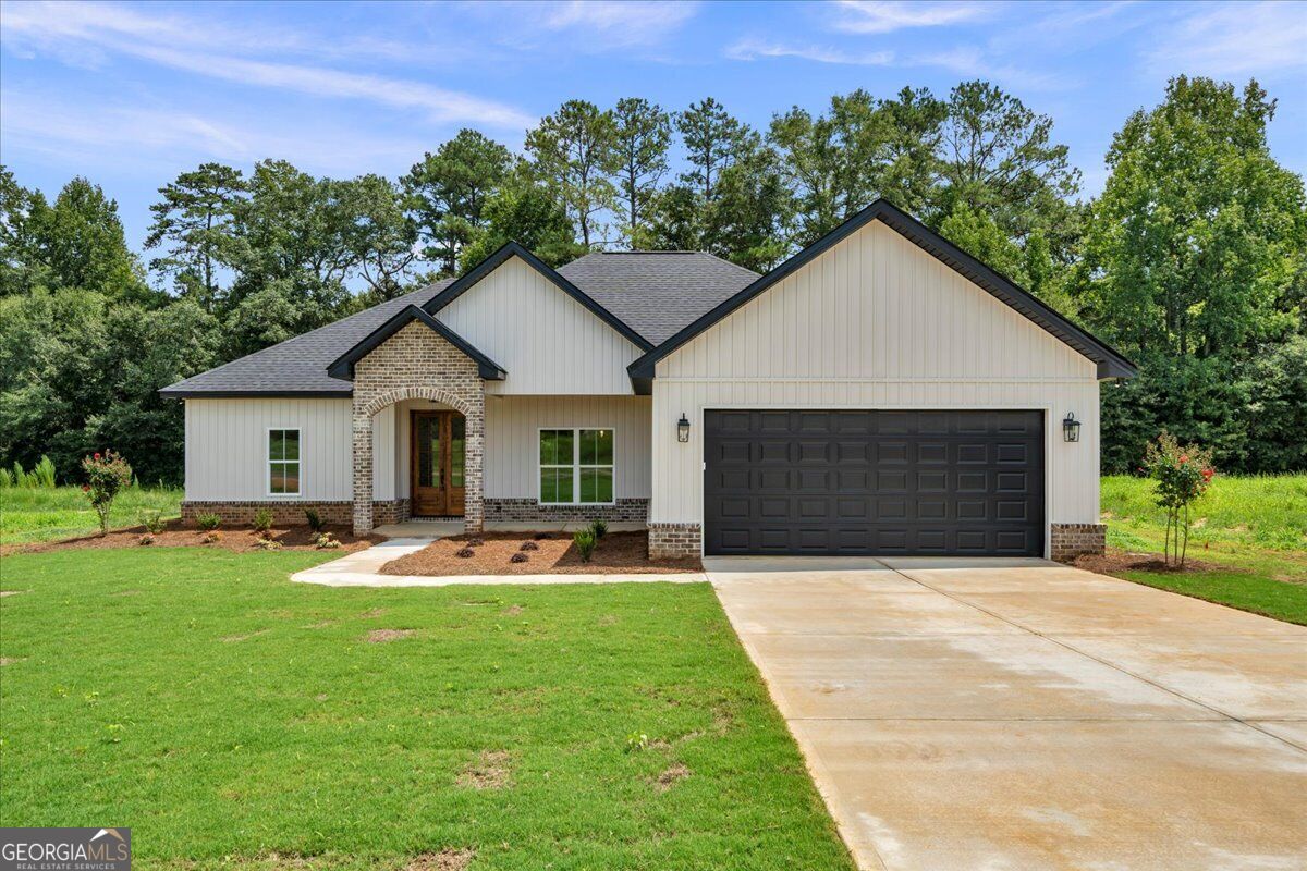 628 Ellie Circle Property Photo 1