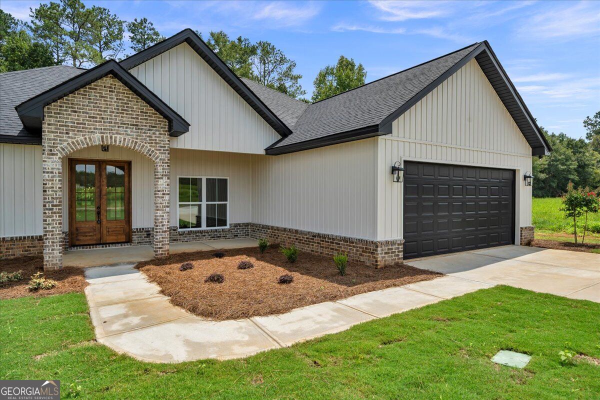 628 Ellie Circle Property Photo 7
