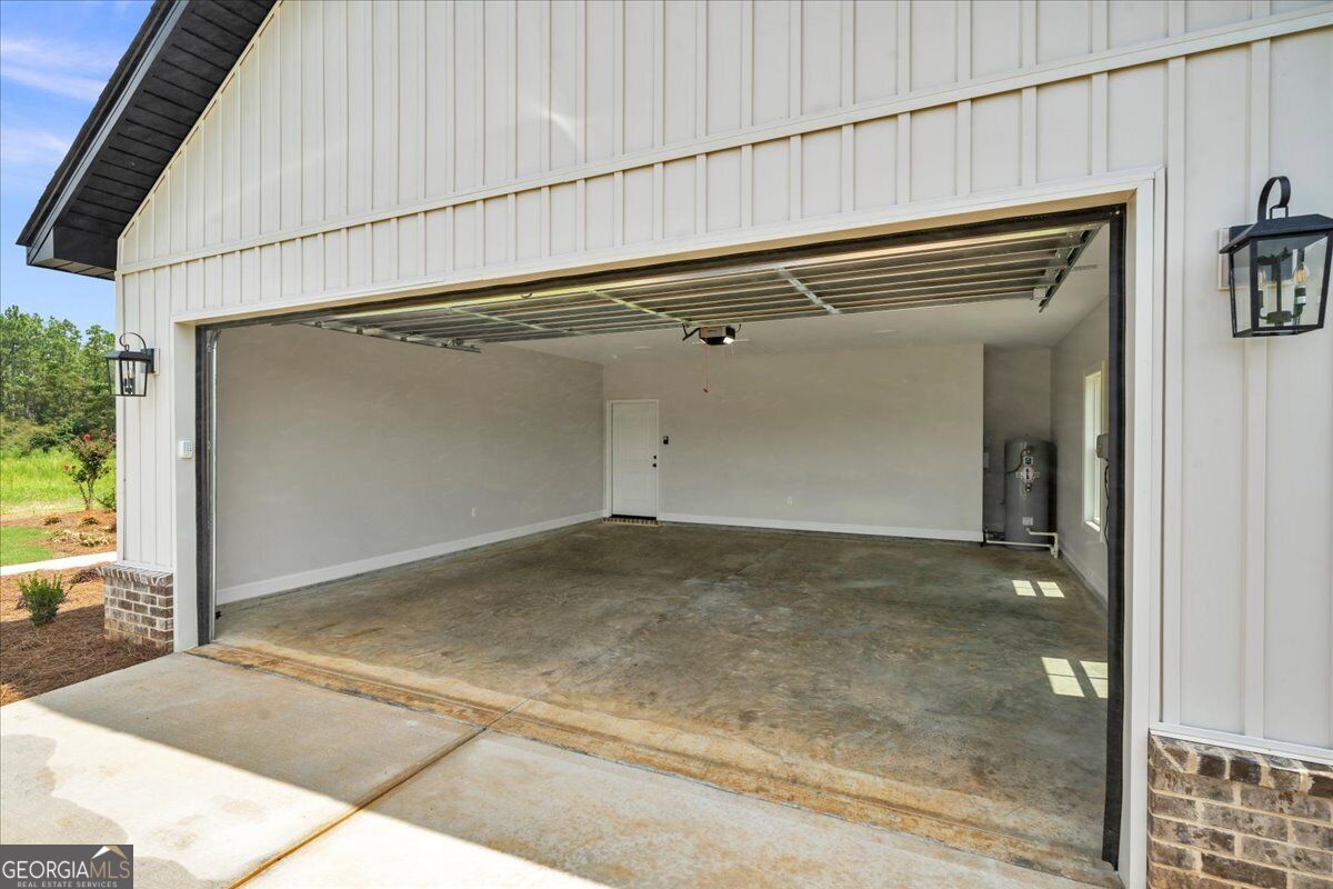 628 Ellie Circle Property Photo 8