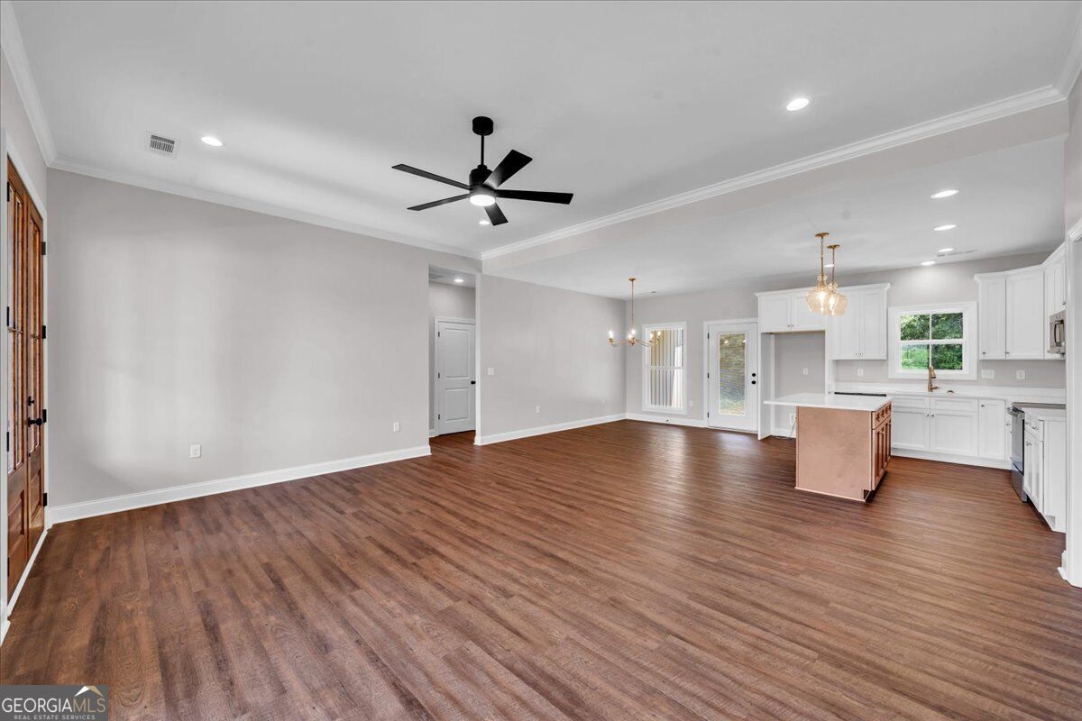 628 Ellie Circle Property Photo 11