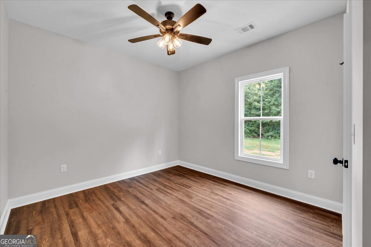 628 Ellie Circle Property Photo 39