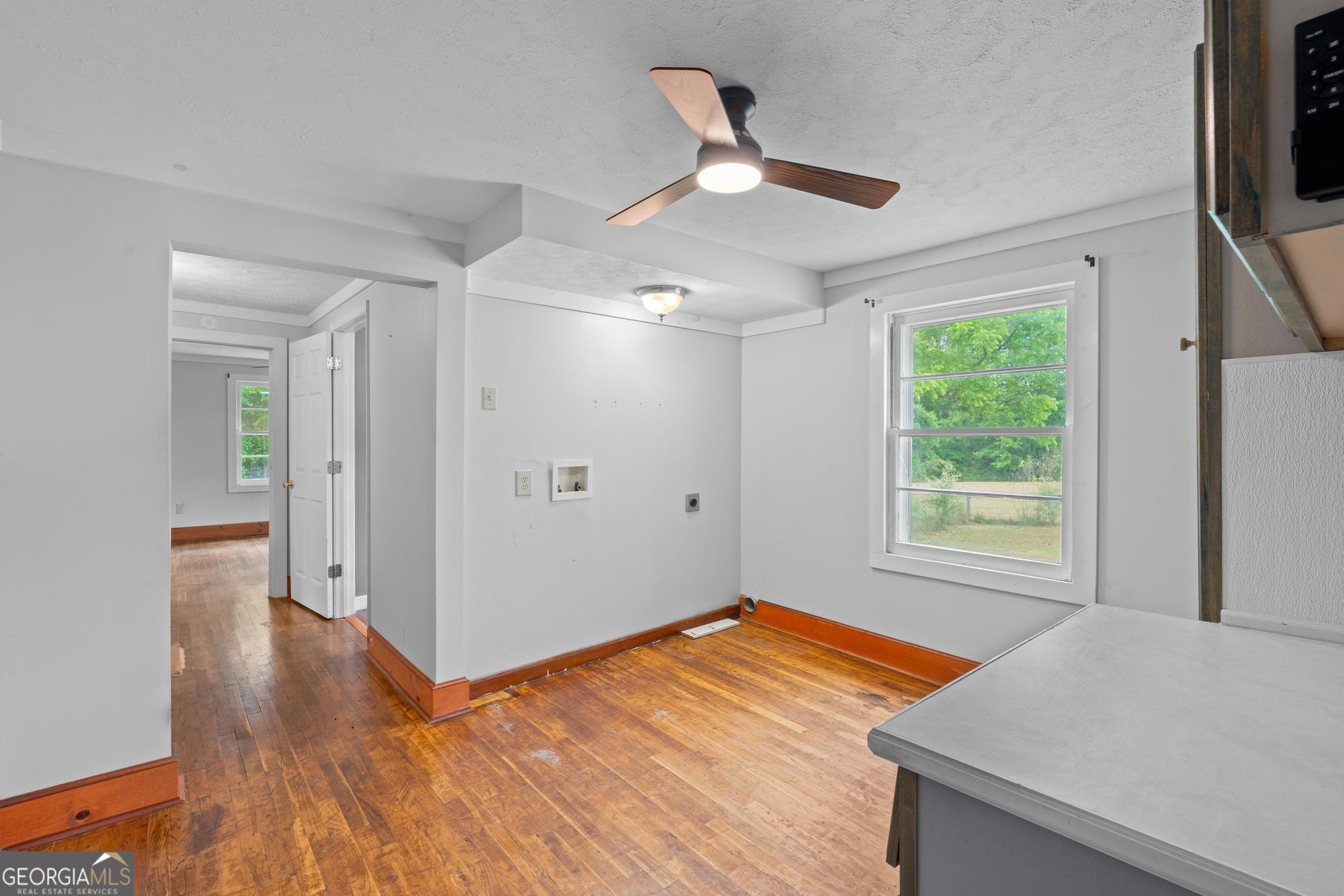 2987 Teamon Road Property Photo 11