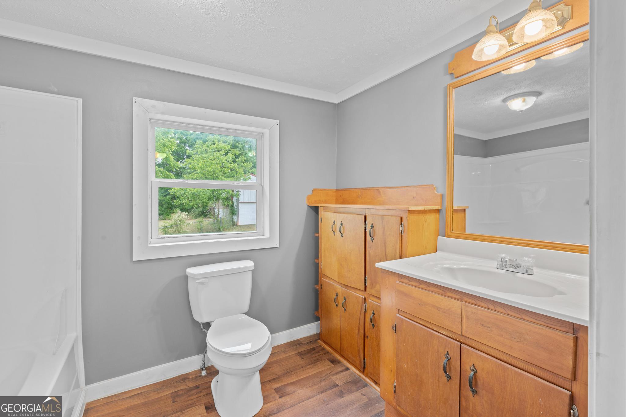 2987 Teamon Road Property Photo 12