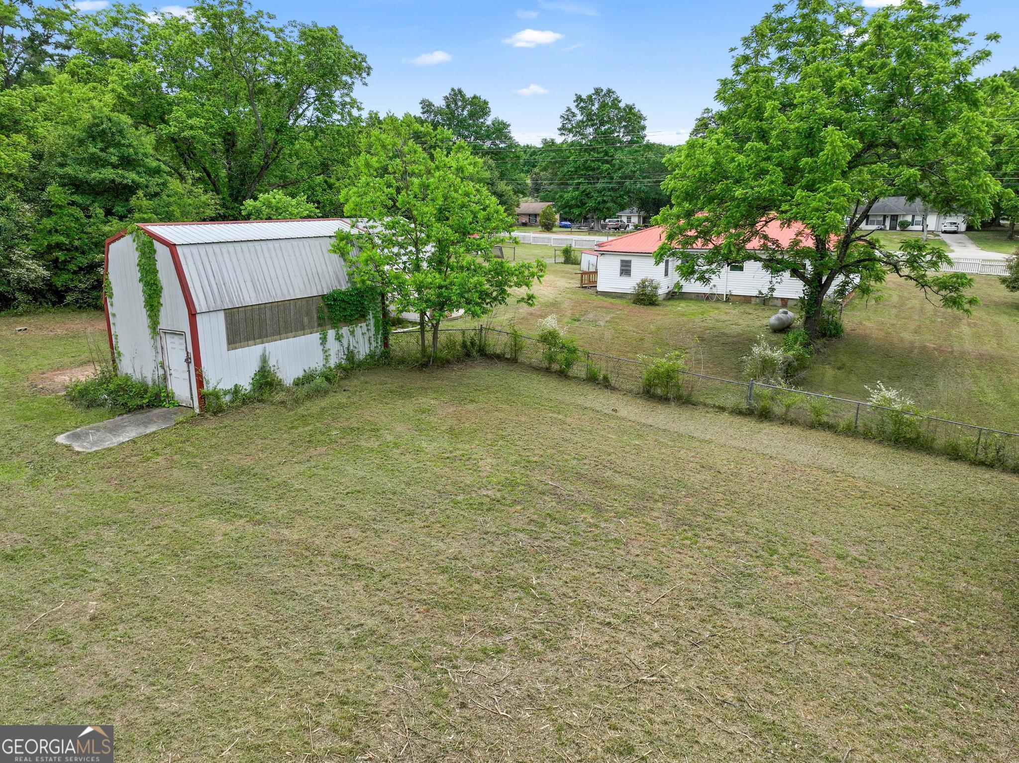 2987 Teamon Road Property Photo 28