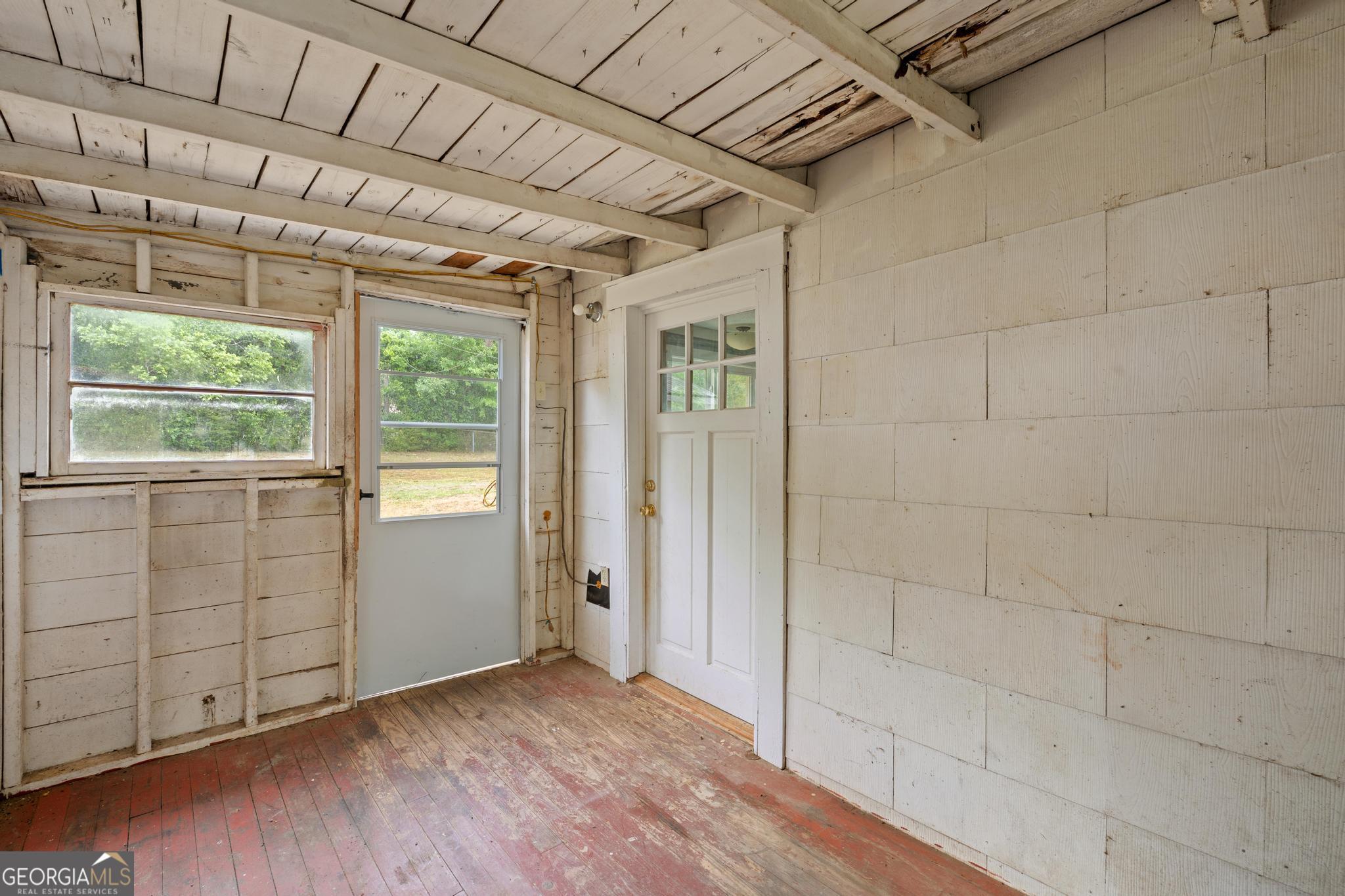 2987 Teamon Road Property Photo 33