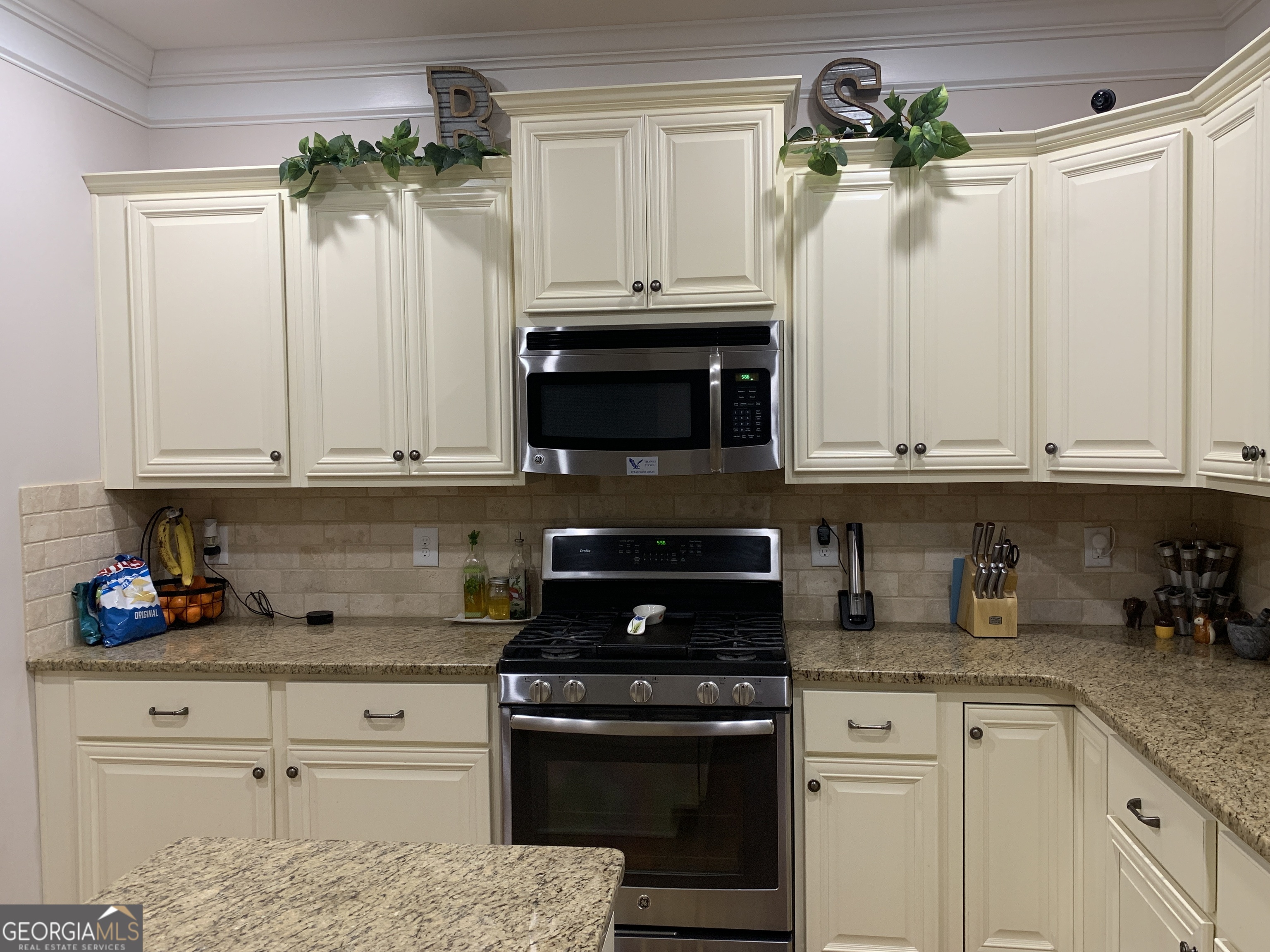 1032 Brookford Road Property Photo 6