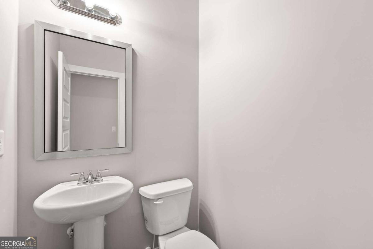 32 Joseph Lane Property Photo 14