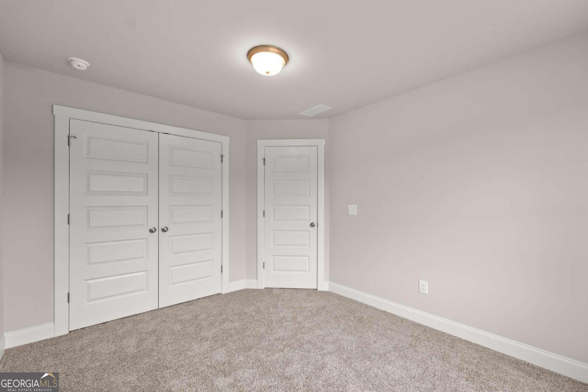 32 Joseph Lane Property Photo 28
