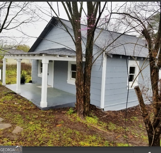 1323 S Hairston Road Property Photo 1