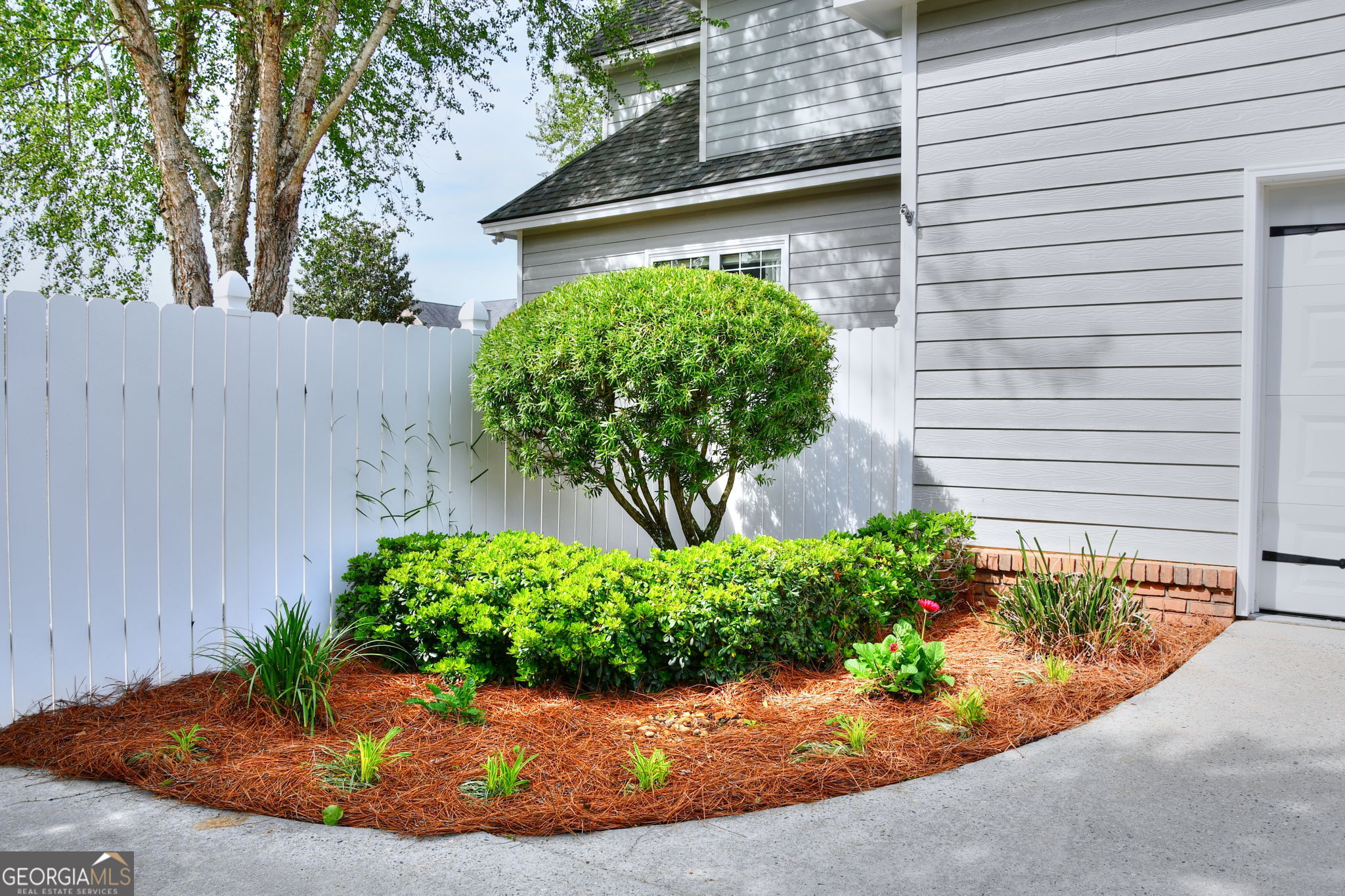 4043 Liska Circle Property Photo 8
