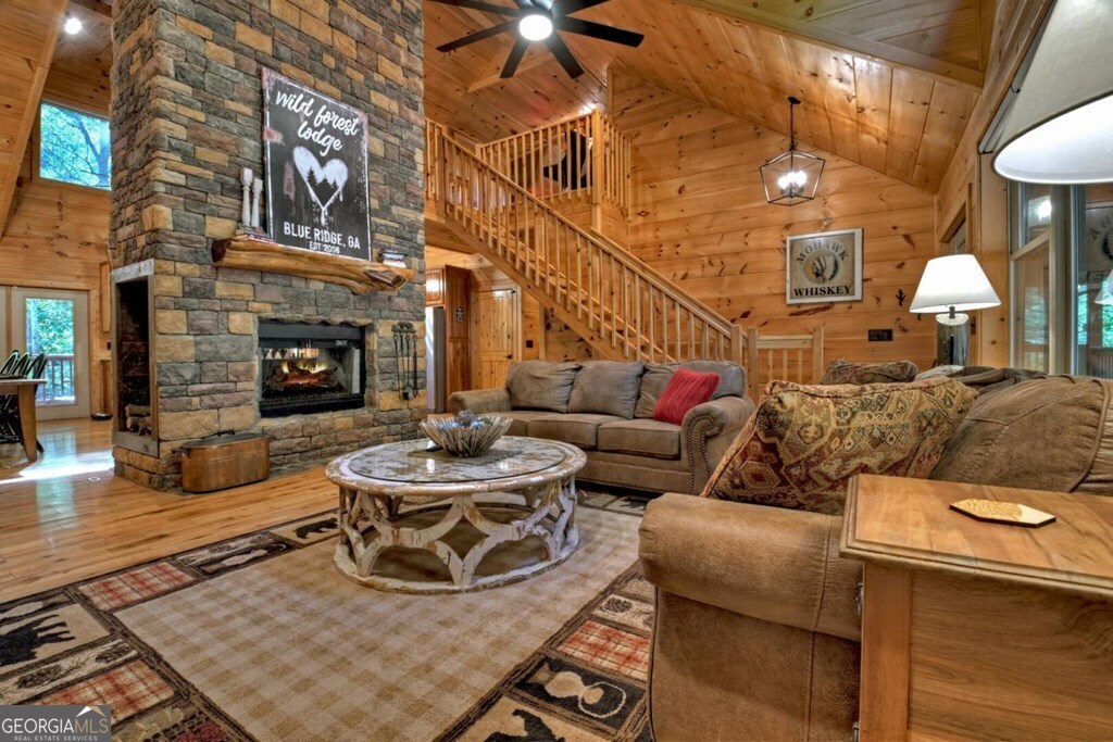 390 Twin Creeks Property Photo 6