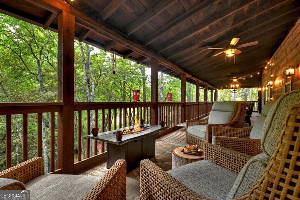 390 Twin Creeks Property Photo 14