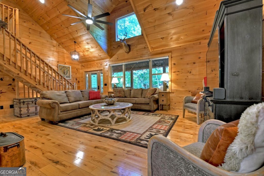 390 Twin Creeks Property Photo 17