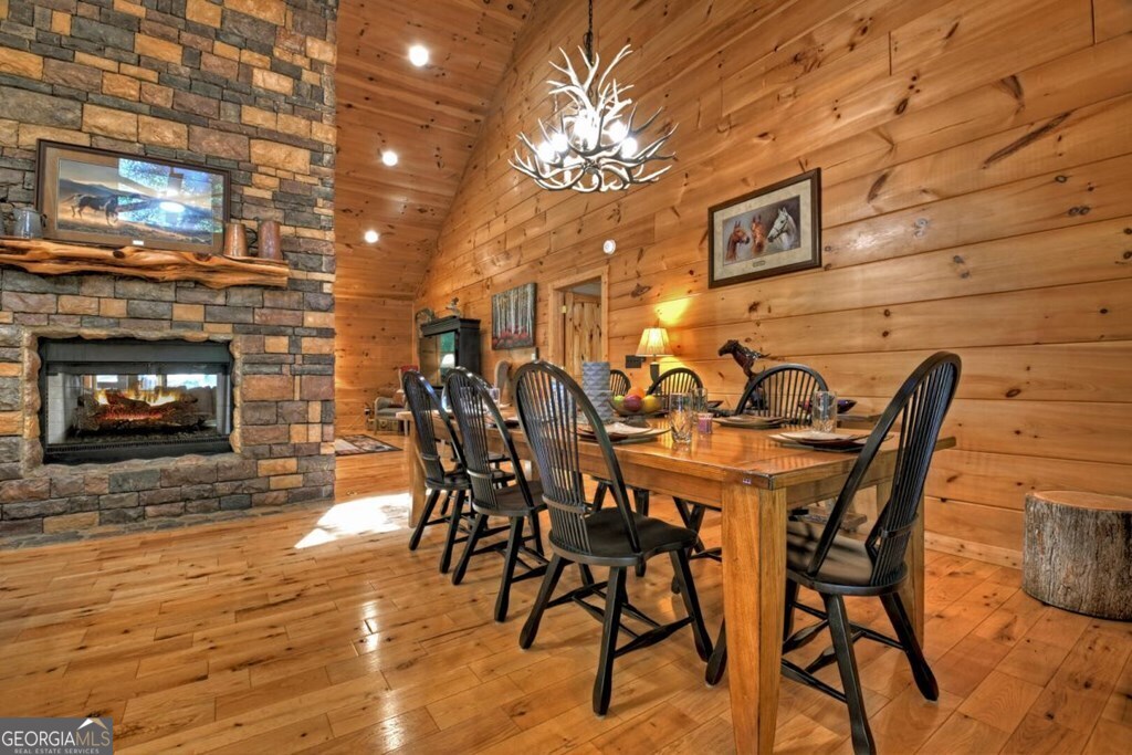 390 Twin Creeks Property Photo 21