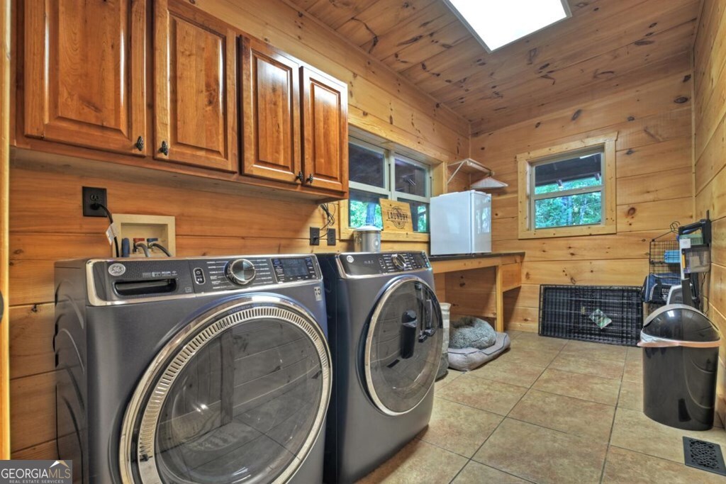 390 Twin Creeks Property Photo 27