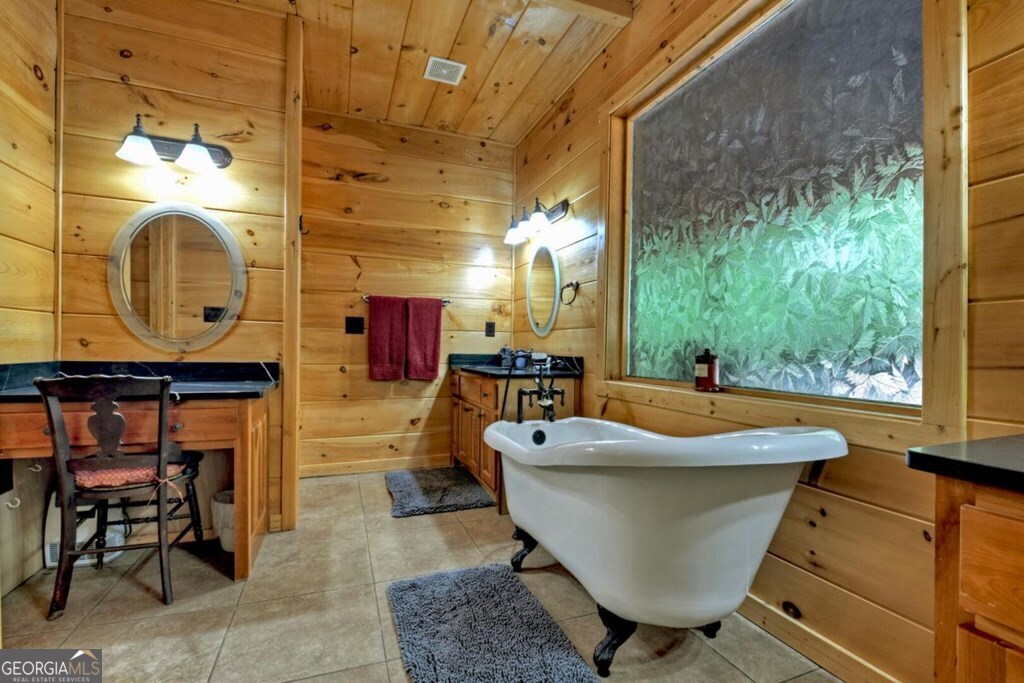 390 Twin Creeks Property Photo 36