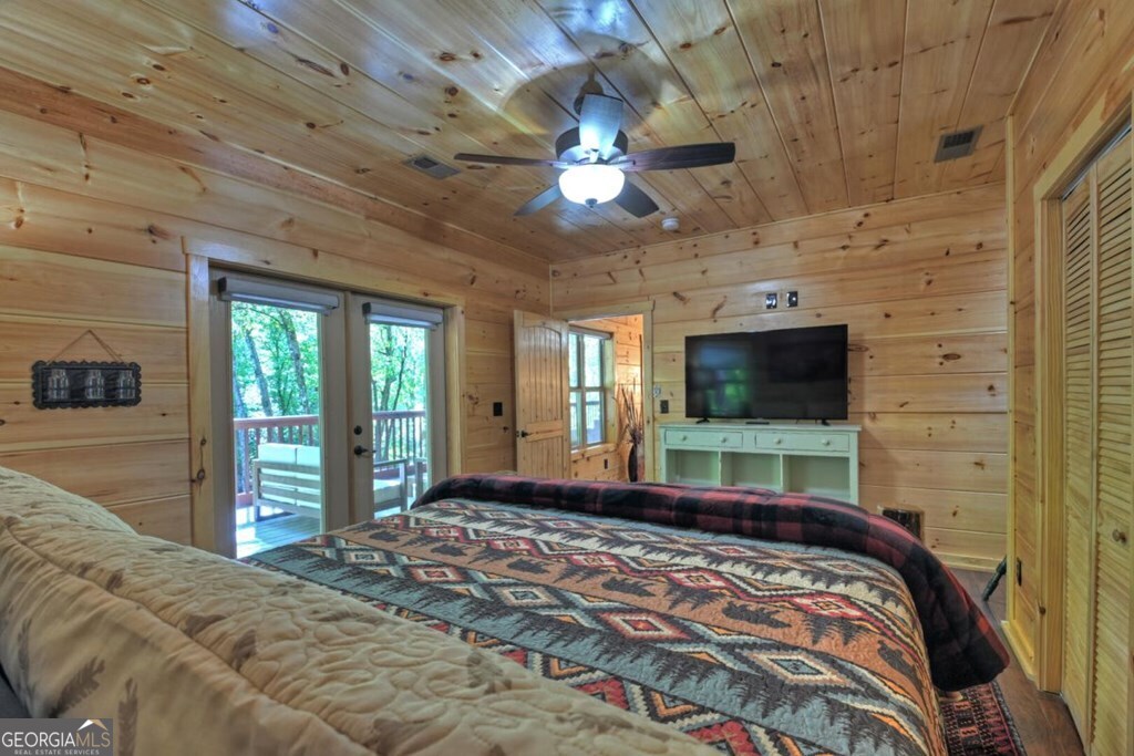 390 Twin Creeks Property Photo 45