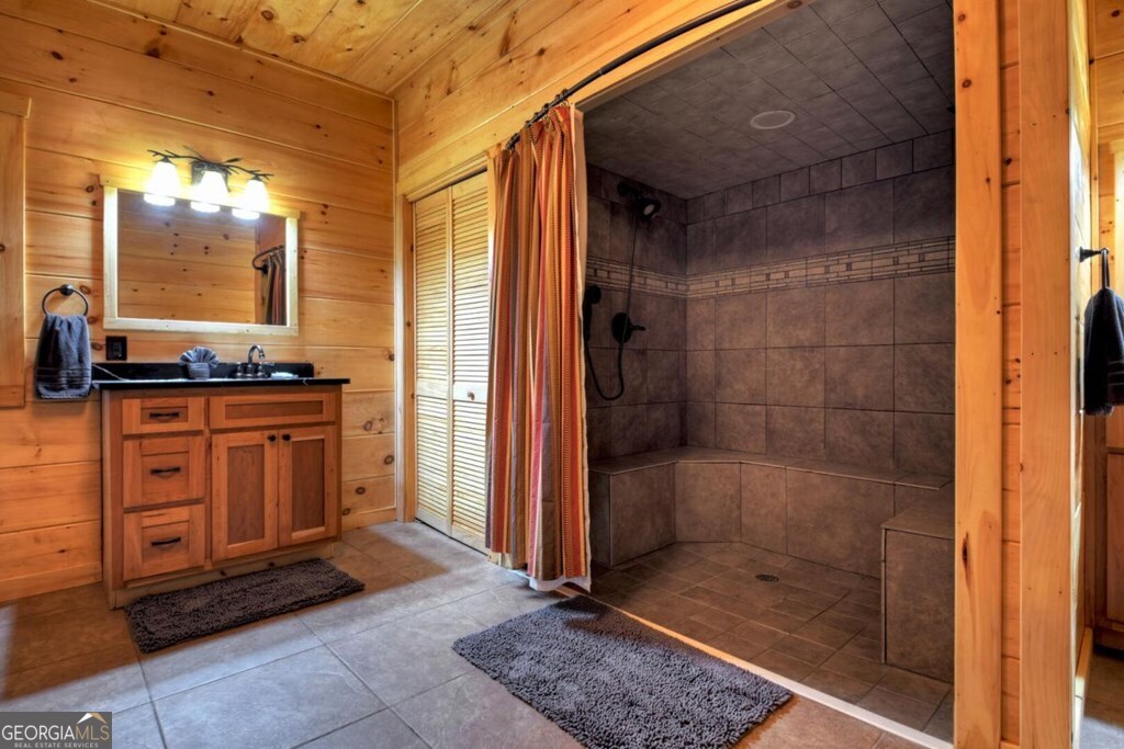 390 Twin Creeks Property Photo 53