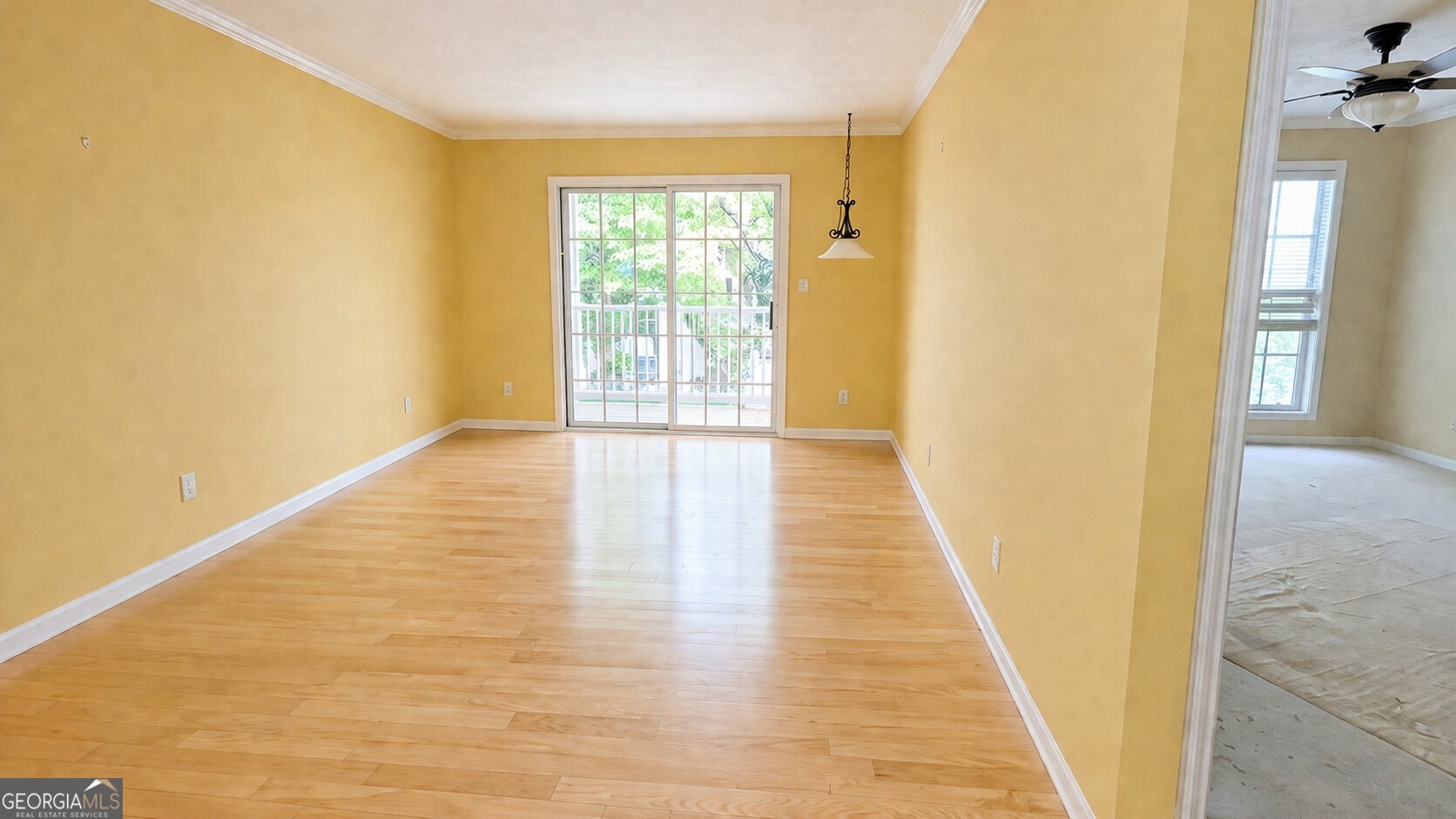 3120 Seven Pines #202 Court Property Photo 3