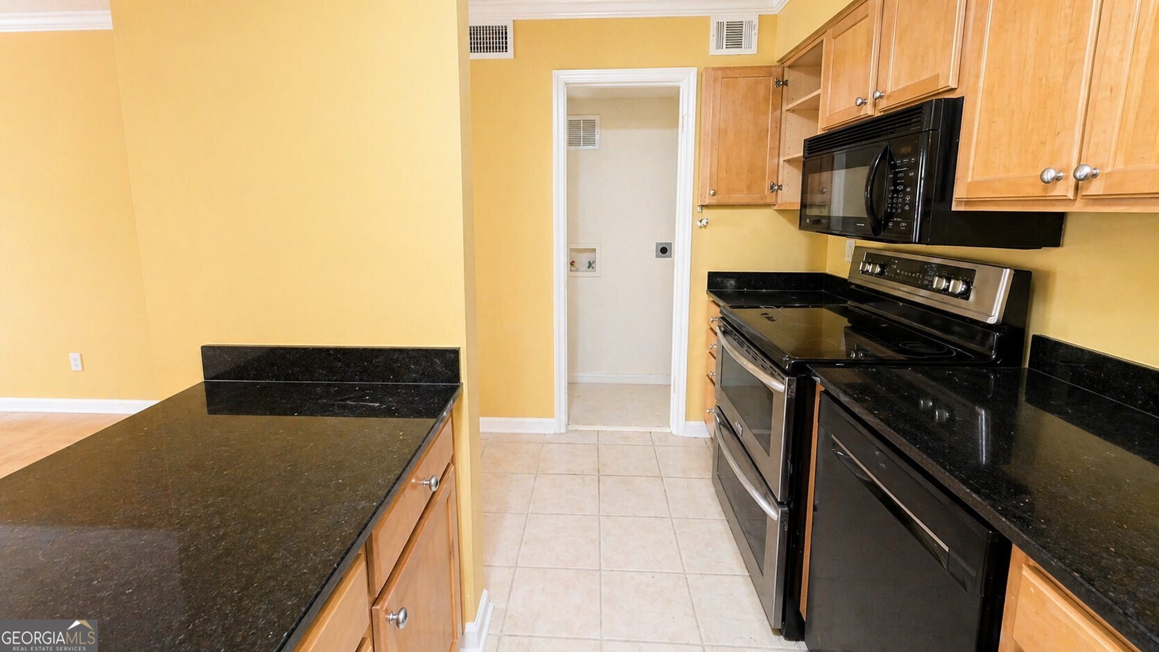 3120 Seven Pines #202 Court Property Photo 9