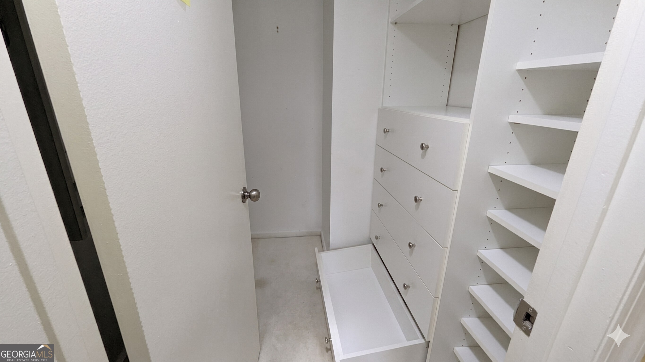 3120 Seven Pines #202 Court Property Photo 12