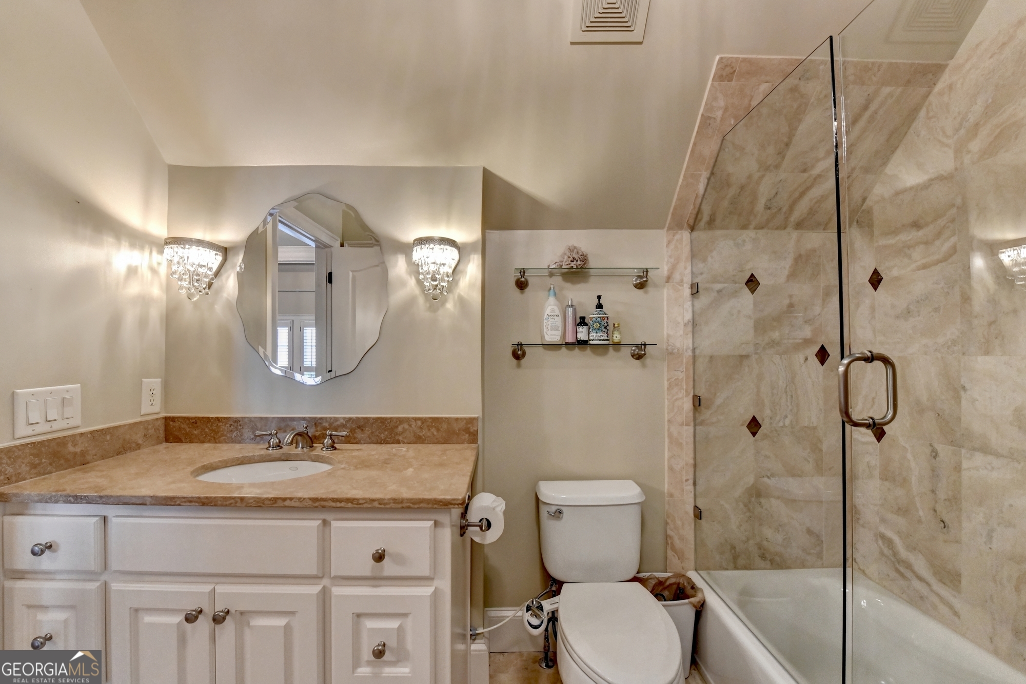 3229 Carmichael Place Property Photo 14