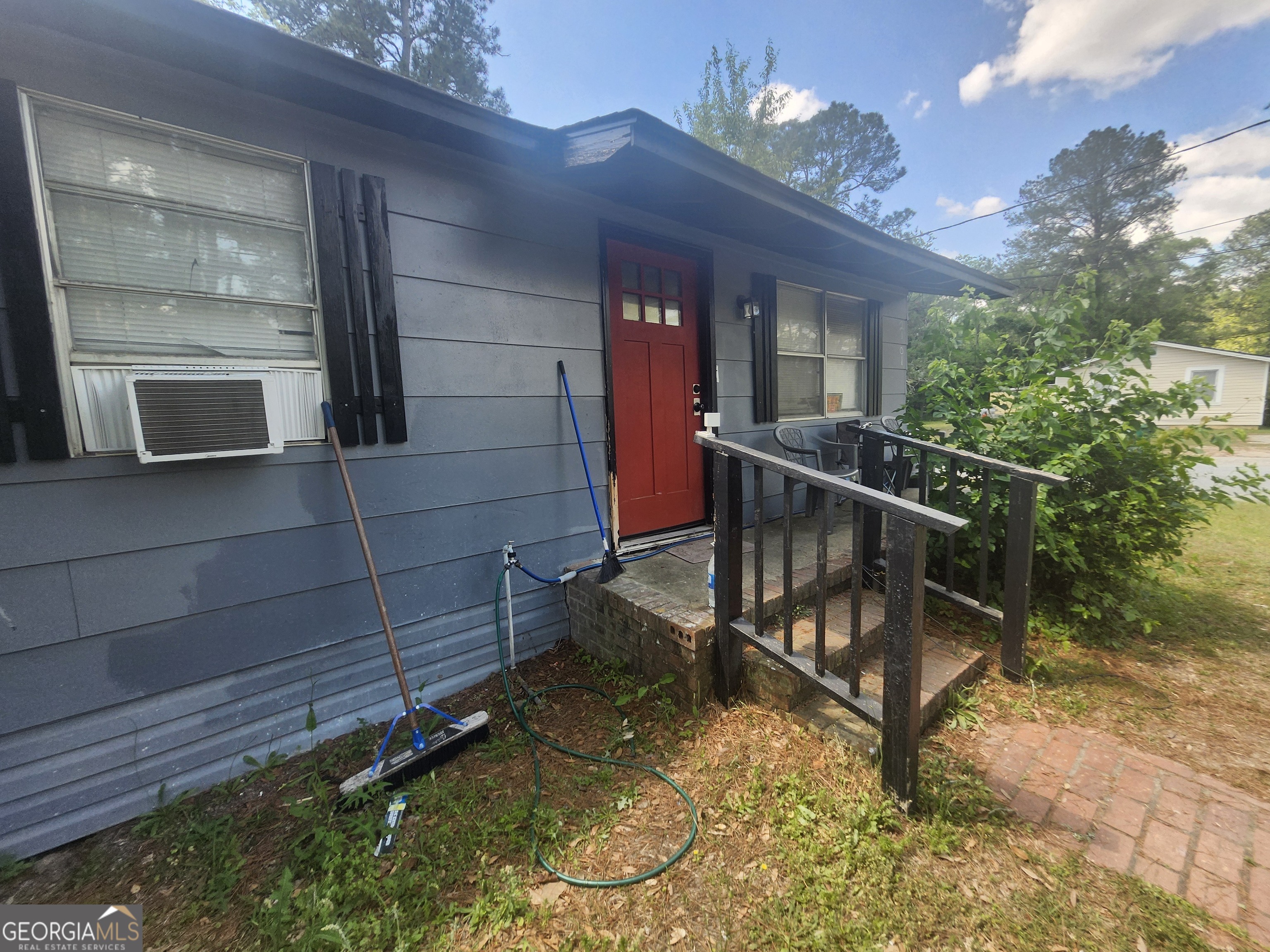 2101 S Madison Street Property Photo 1