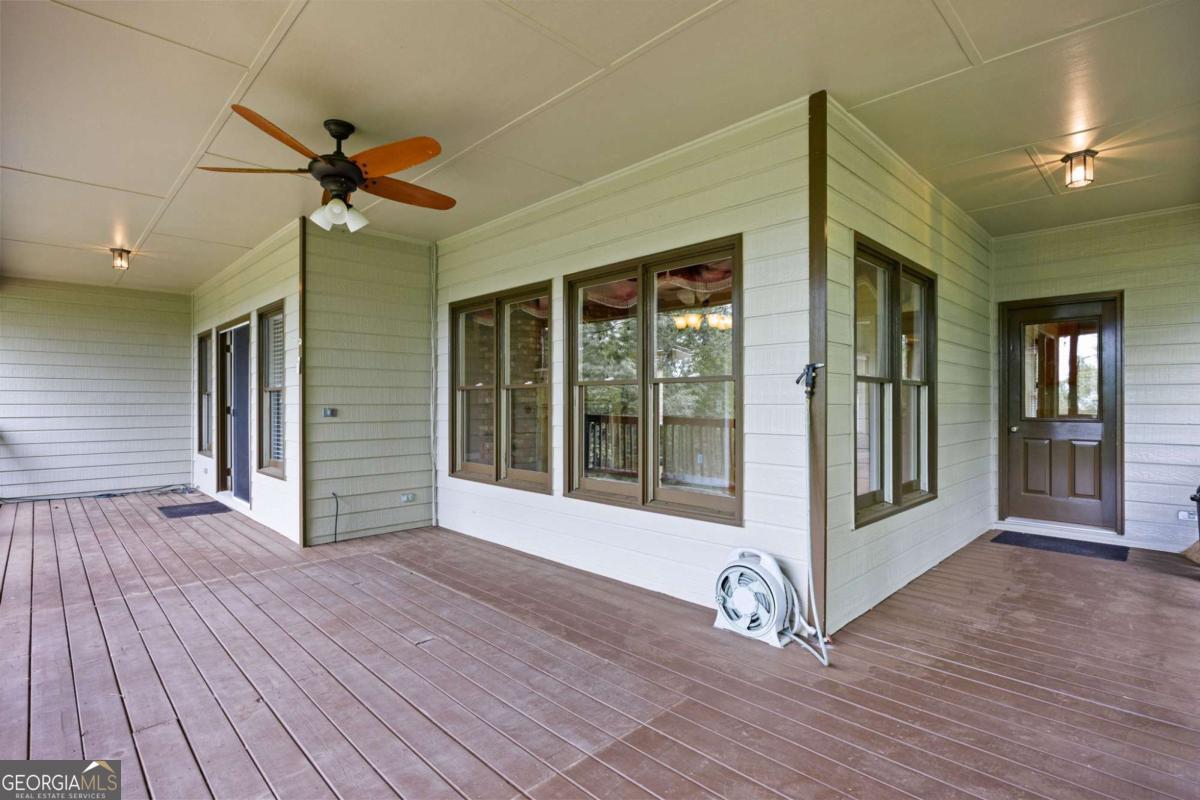 101 Sunset Drive Se Property Photo 15