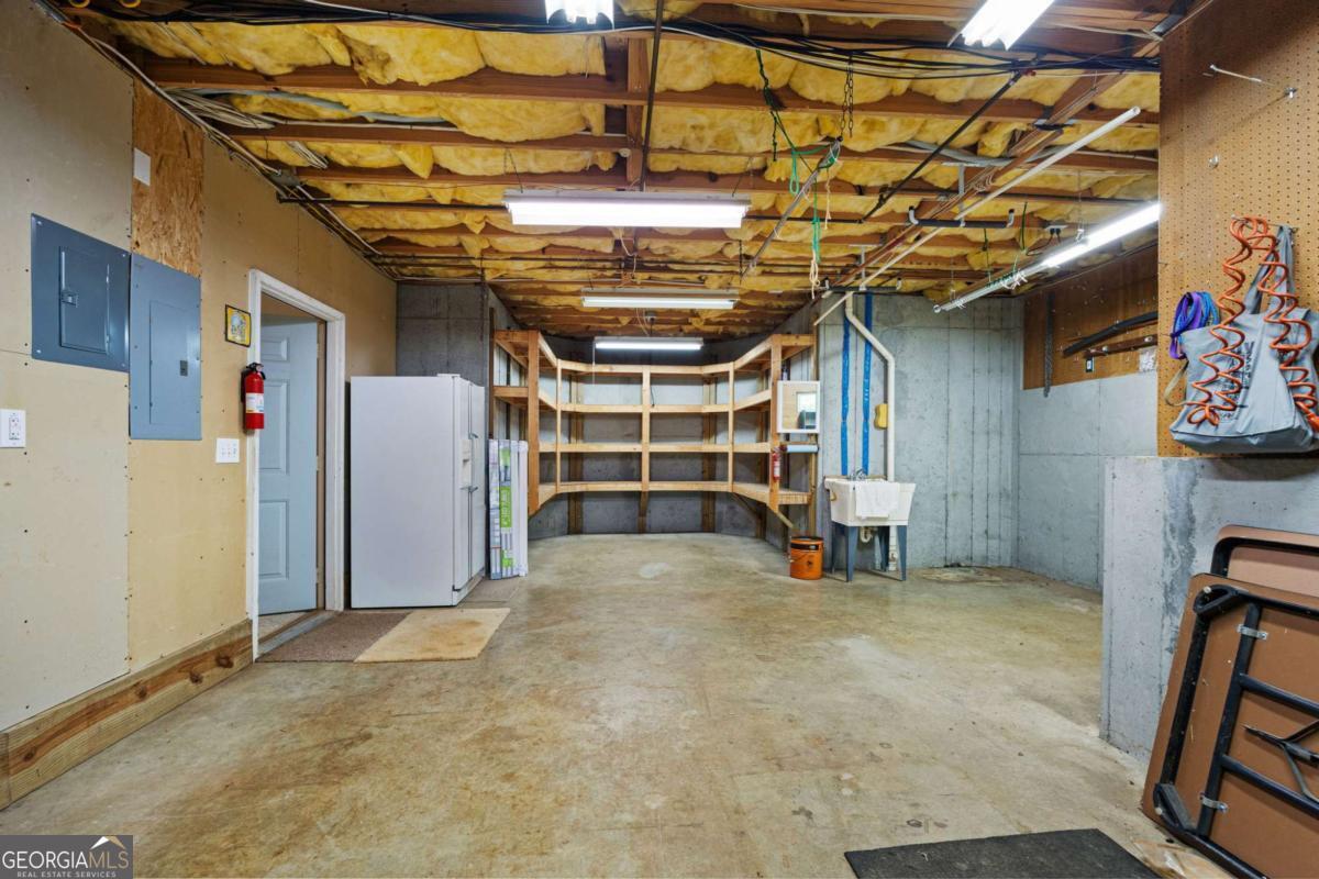 101 Sunset Drive Se Property Photo 49
