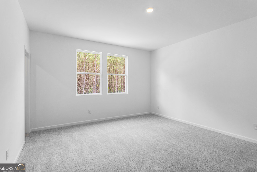 3655 Sagecrest Drive Property Photo 5