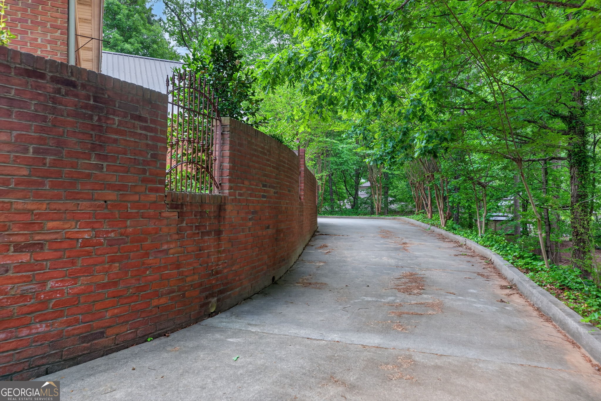110 Greystone Drive Property Photo 39