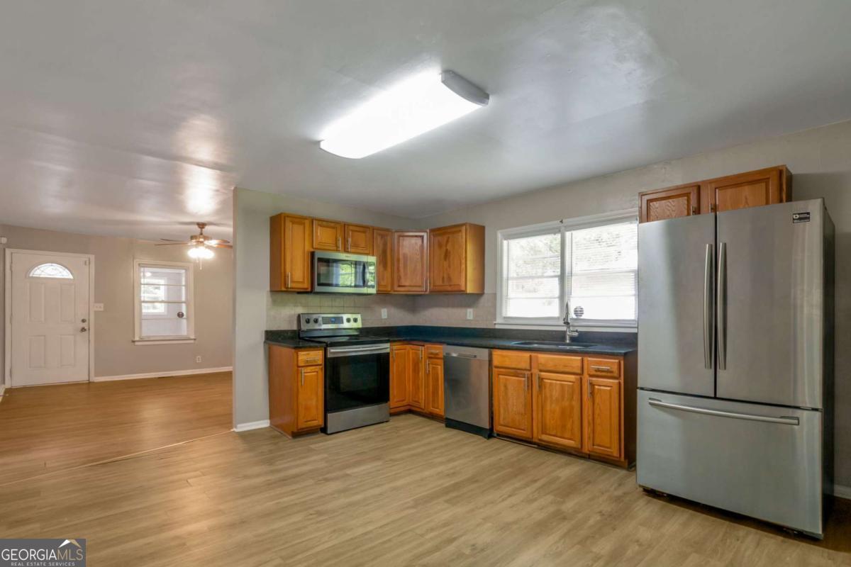 4436 Highland Road Property Photo 5