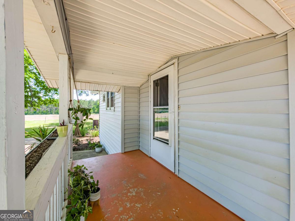 1975 Russell Smith Road Property Photo 42