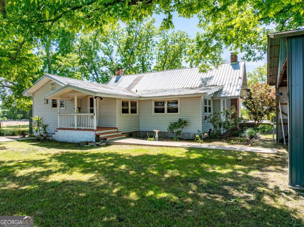 1975 Russell Smith Road Property Photo 43