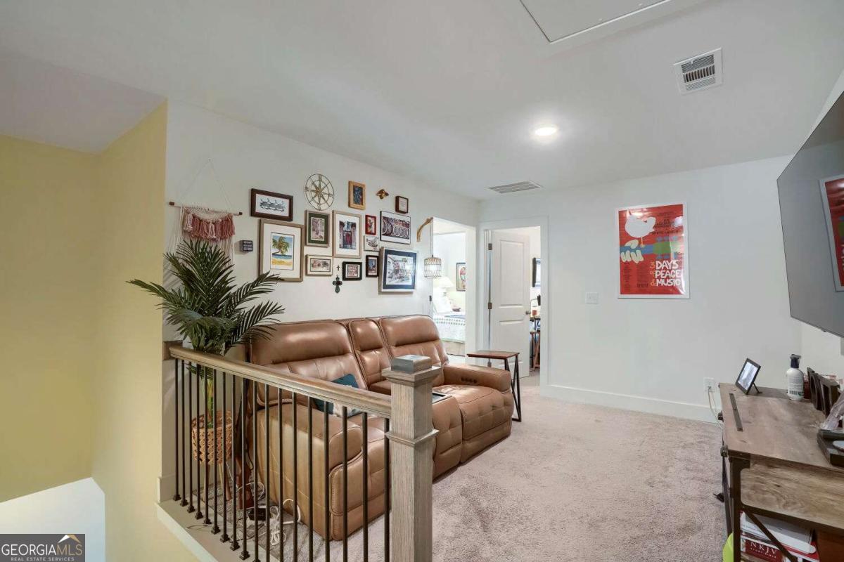 76 Garrison Drive Property Photo 4