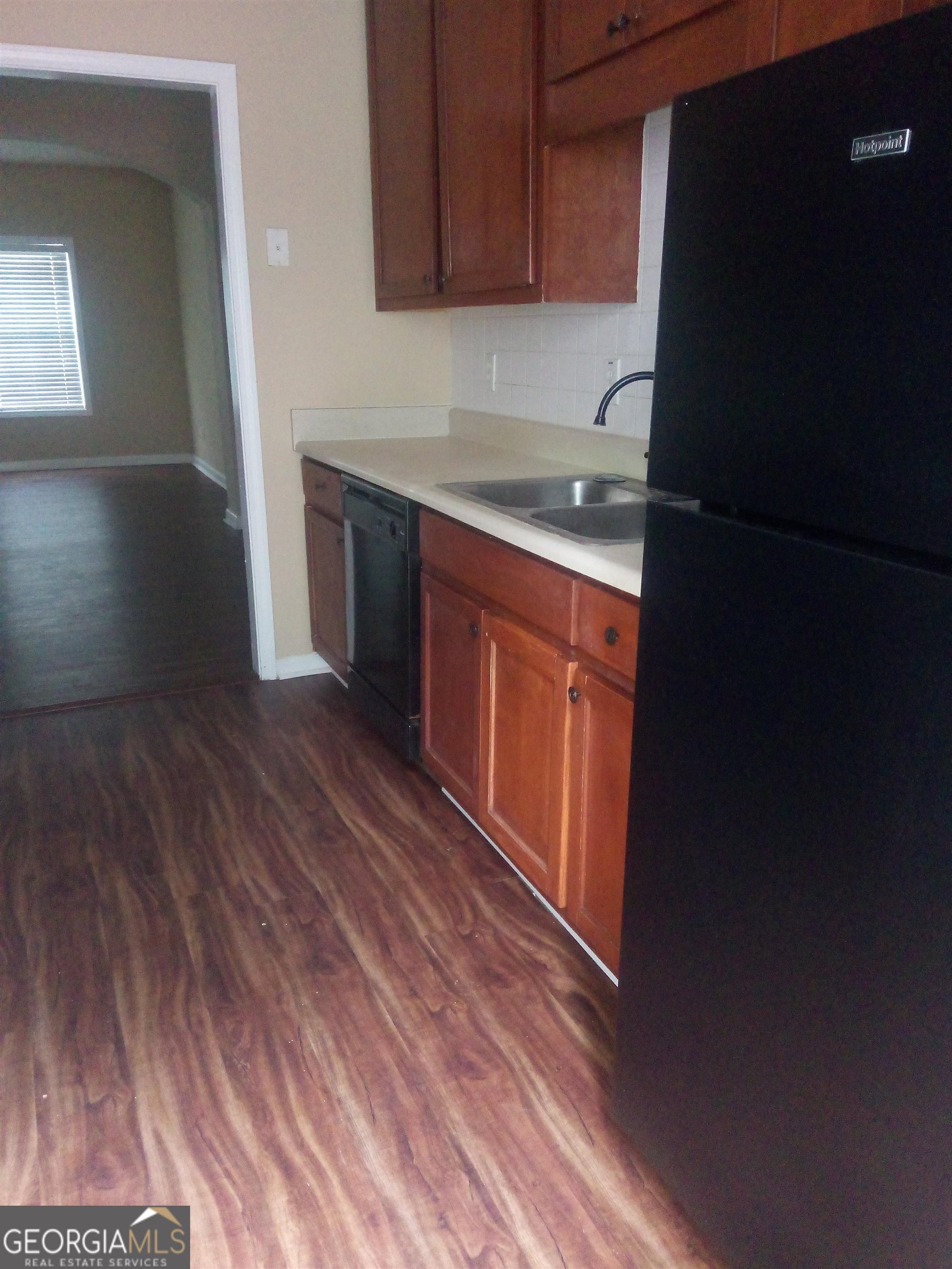 8630 Thomas Road Property Photo 2