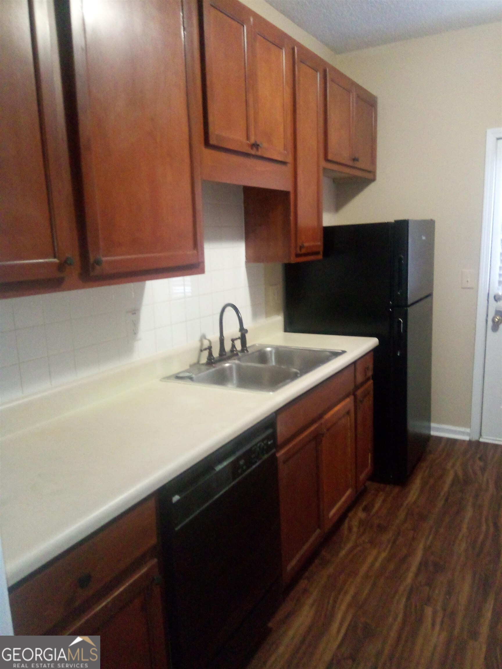 8630 Thomas Road Property Photo 4