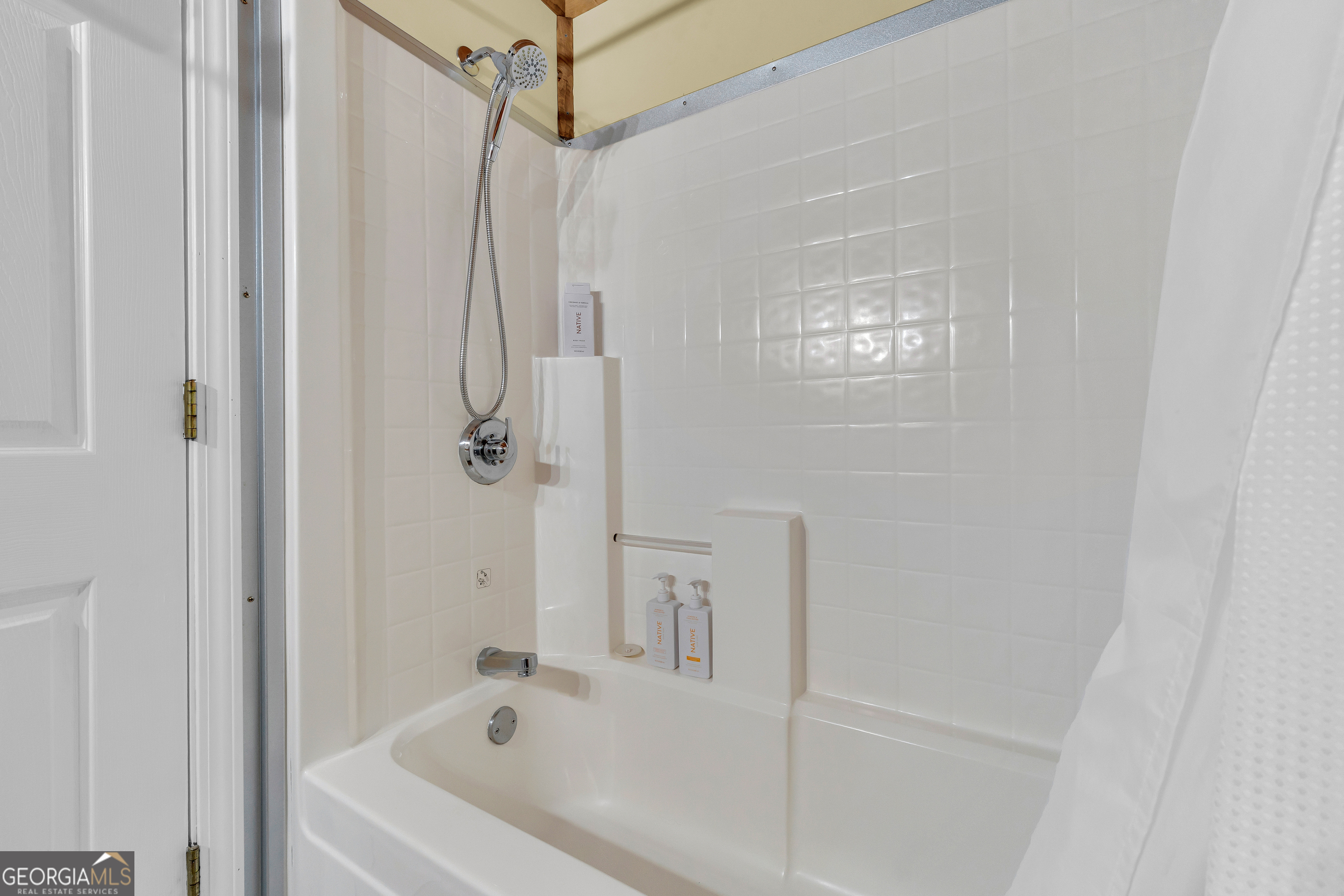 142 Heavenly Ridge Property Photo 16