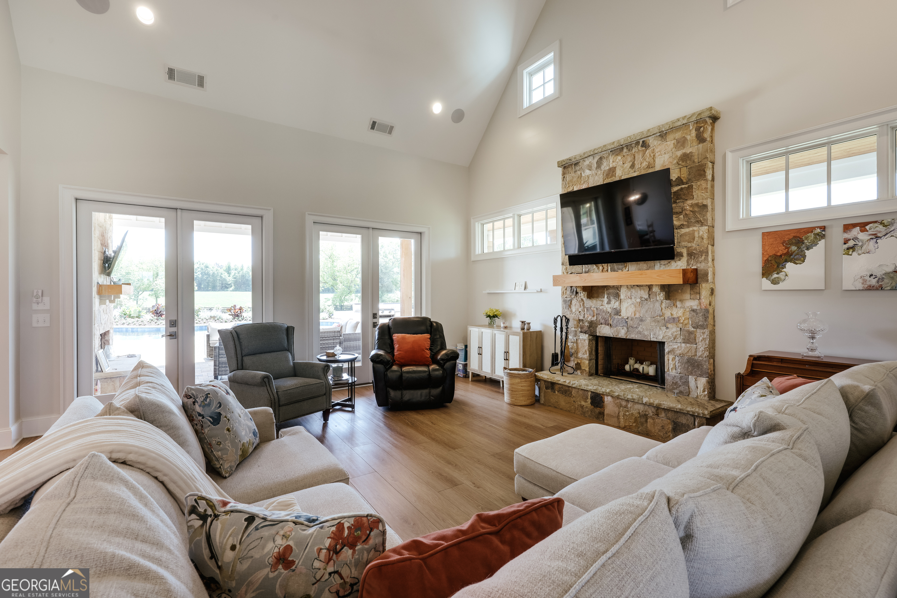 1820 Clover Lane Property Photo 10