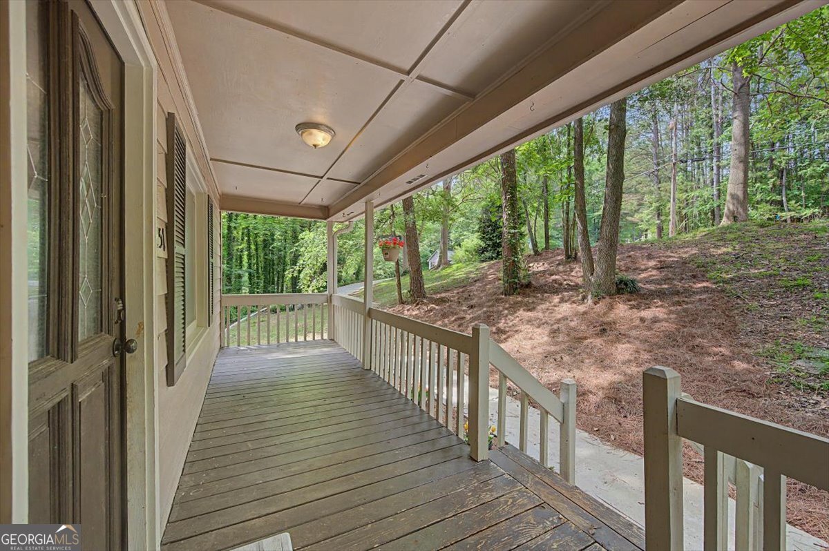 251 Paces Lakes Drive Property Photo 4