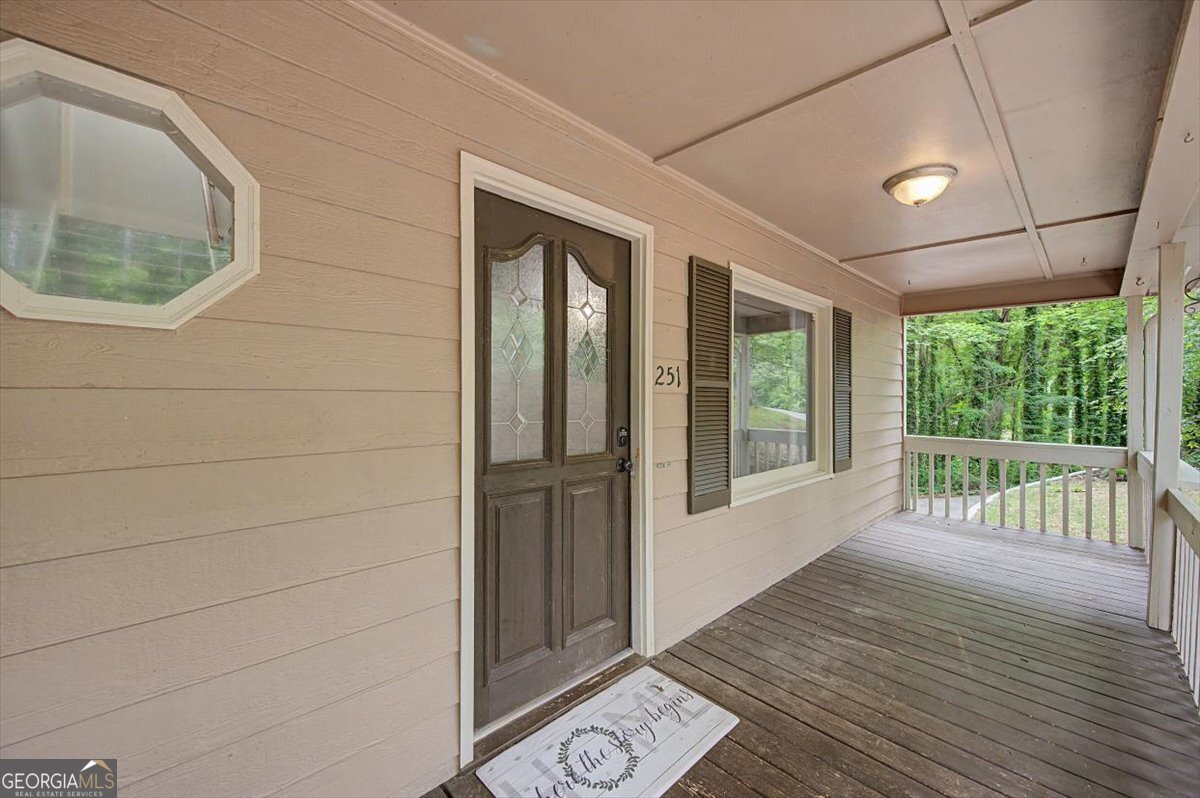 251 Paces Lakes Drive Property Photo 5