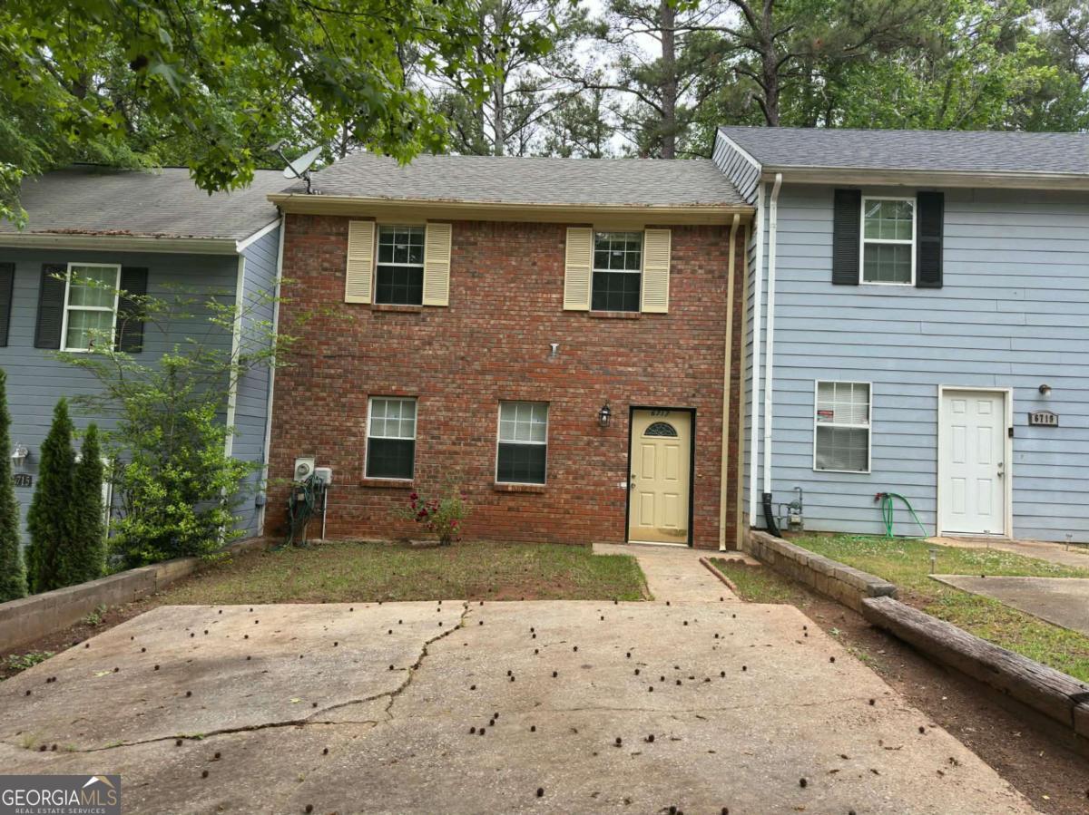 6717 Lakewood Drive Property Photo 1