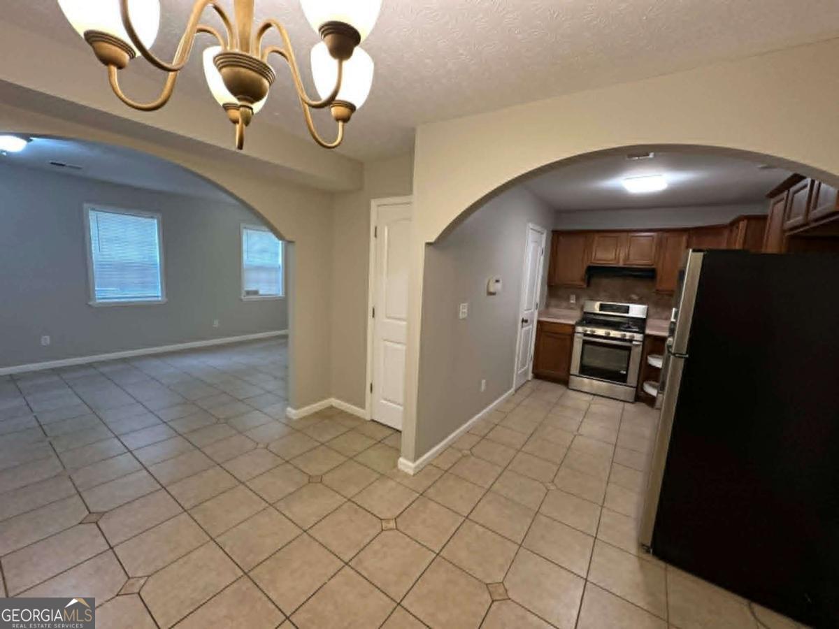 6717 Lakewood Drive Property Photo 5