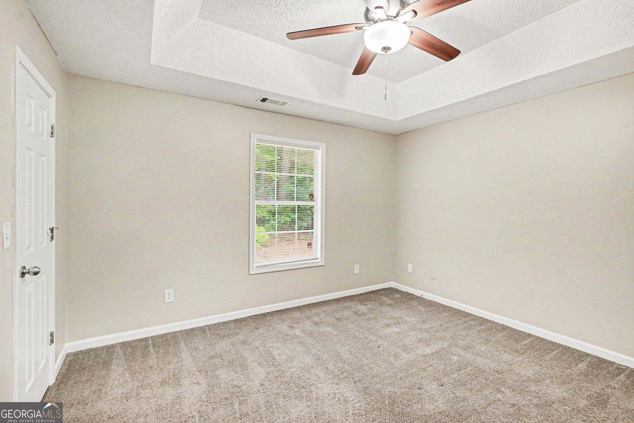 1382 N Hampton Drive Property Photo 15