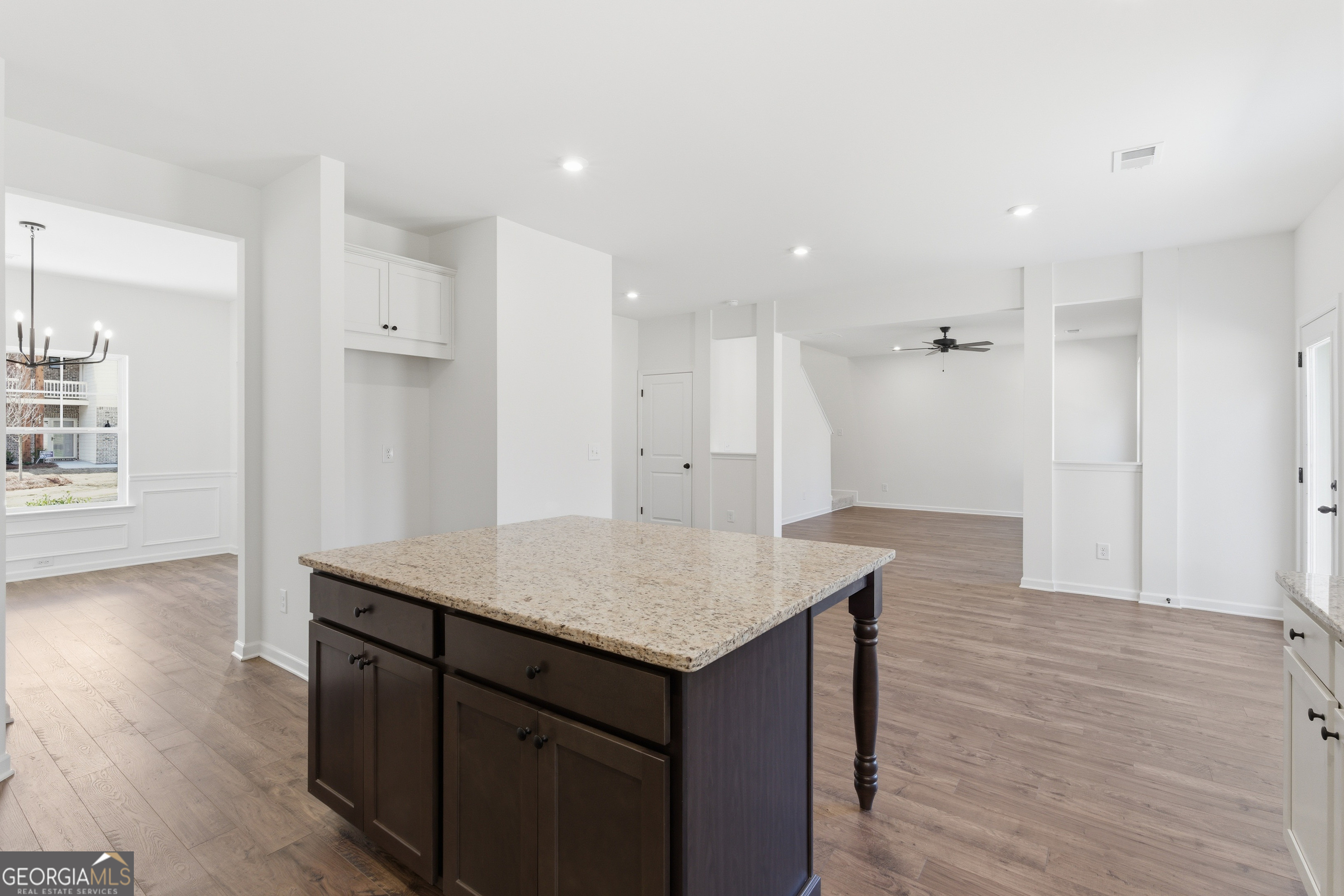 364 Waterbluff Drive Property Photo 5
