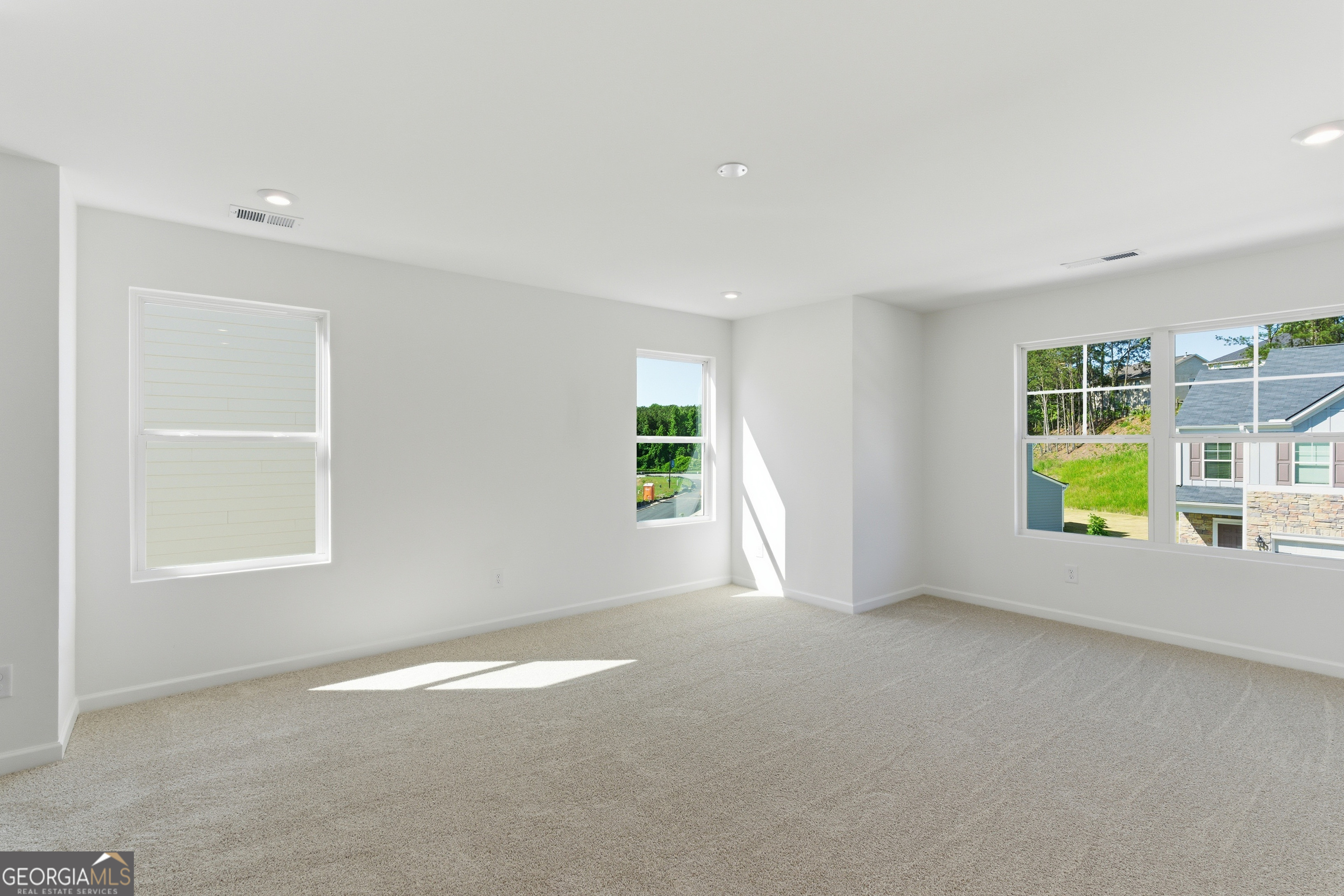 2684 Jordan Lane Property Photo 9